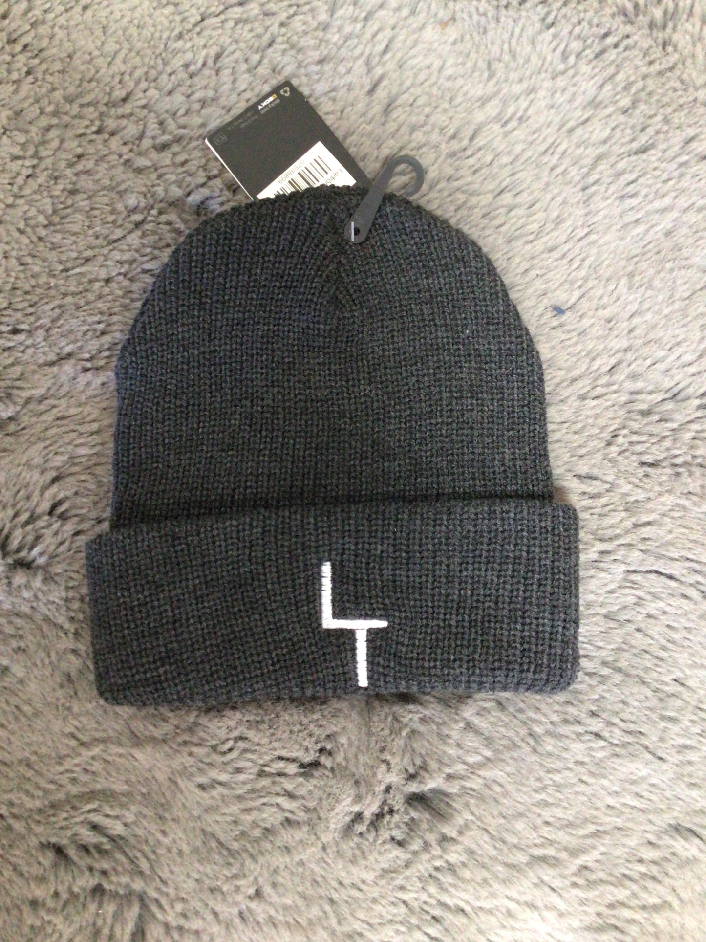 Ladròn trading beanies