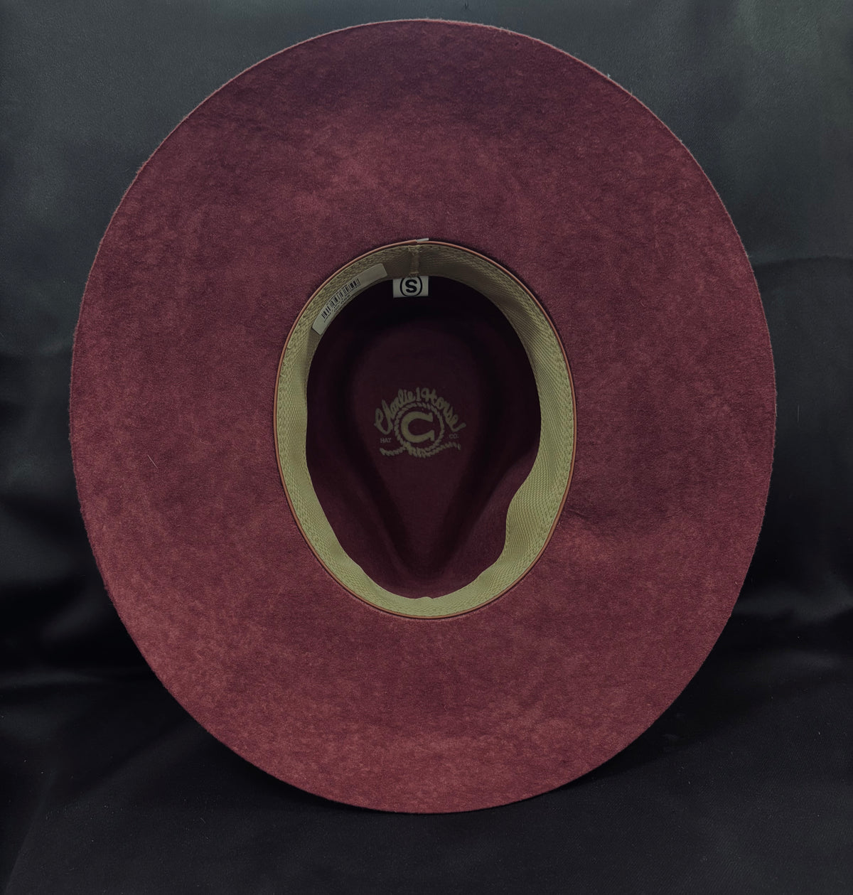 Charlie 1 hat