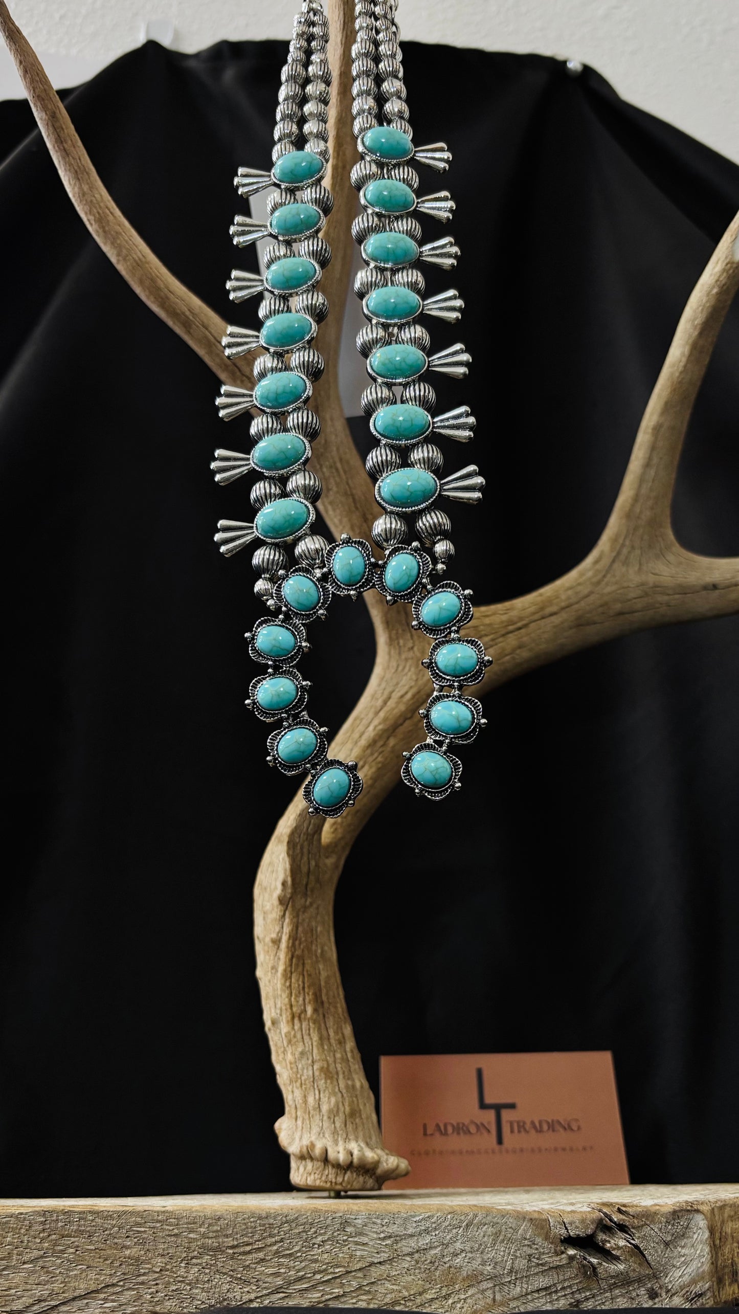 Turquoise stone squash necklace