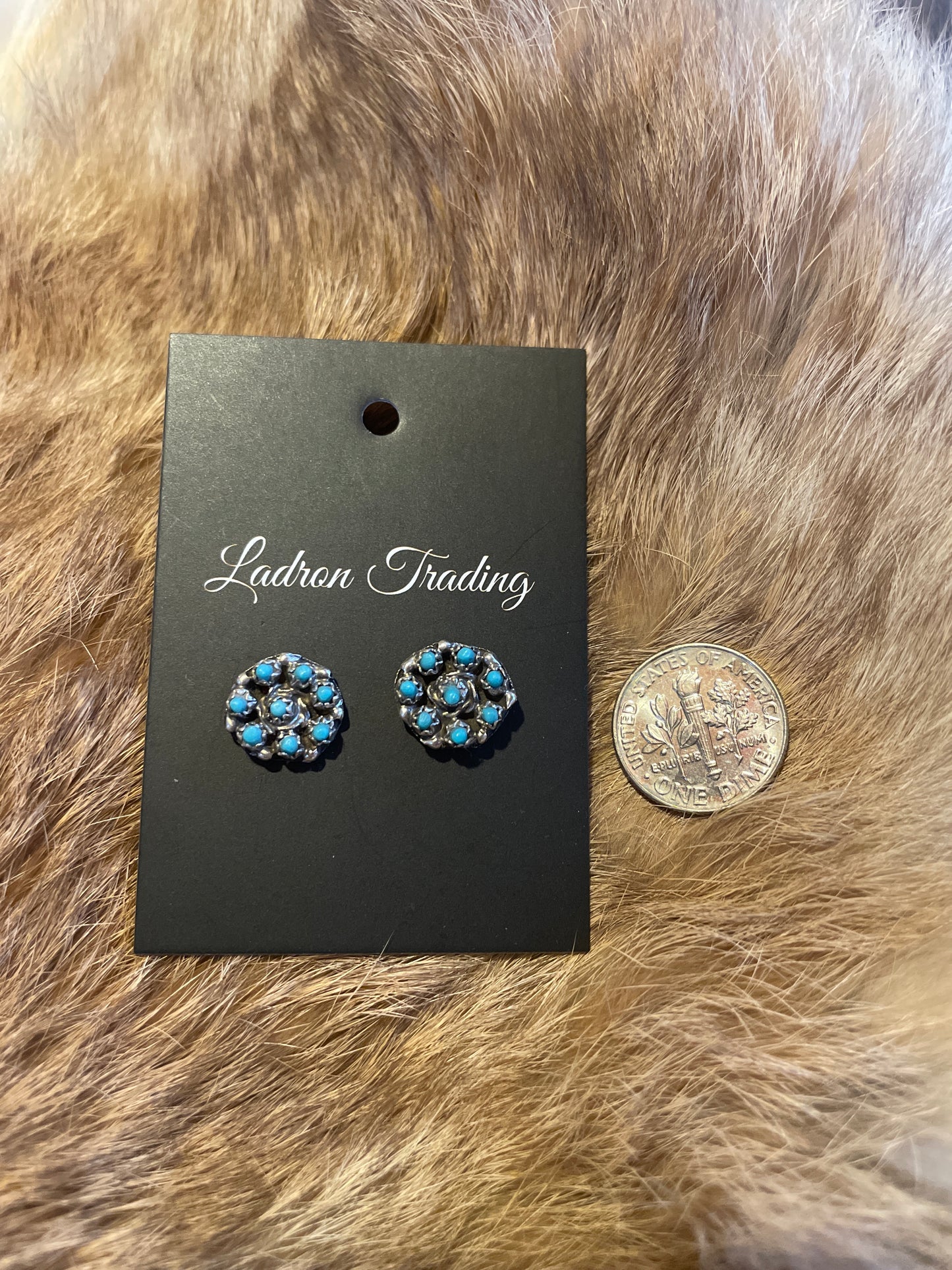 Small cluster stud earrings