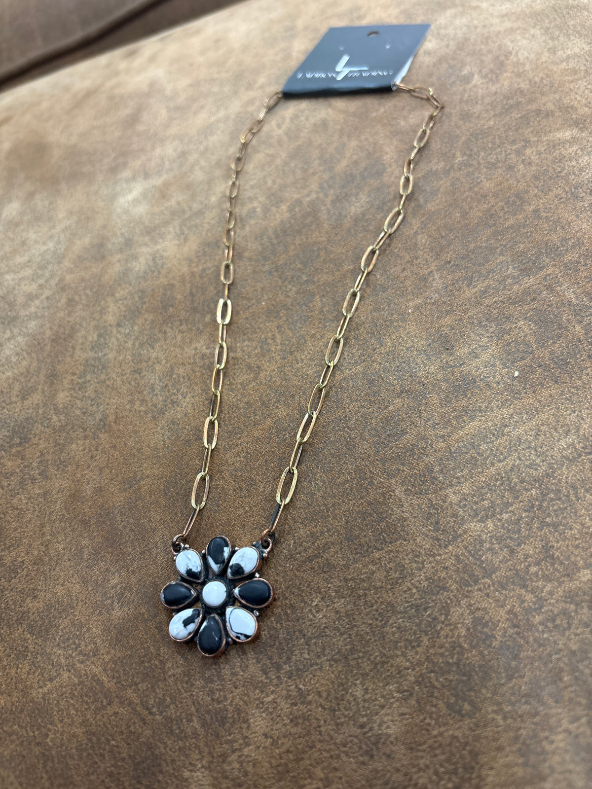 Black & White Flower Necklace