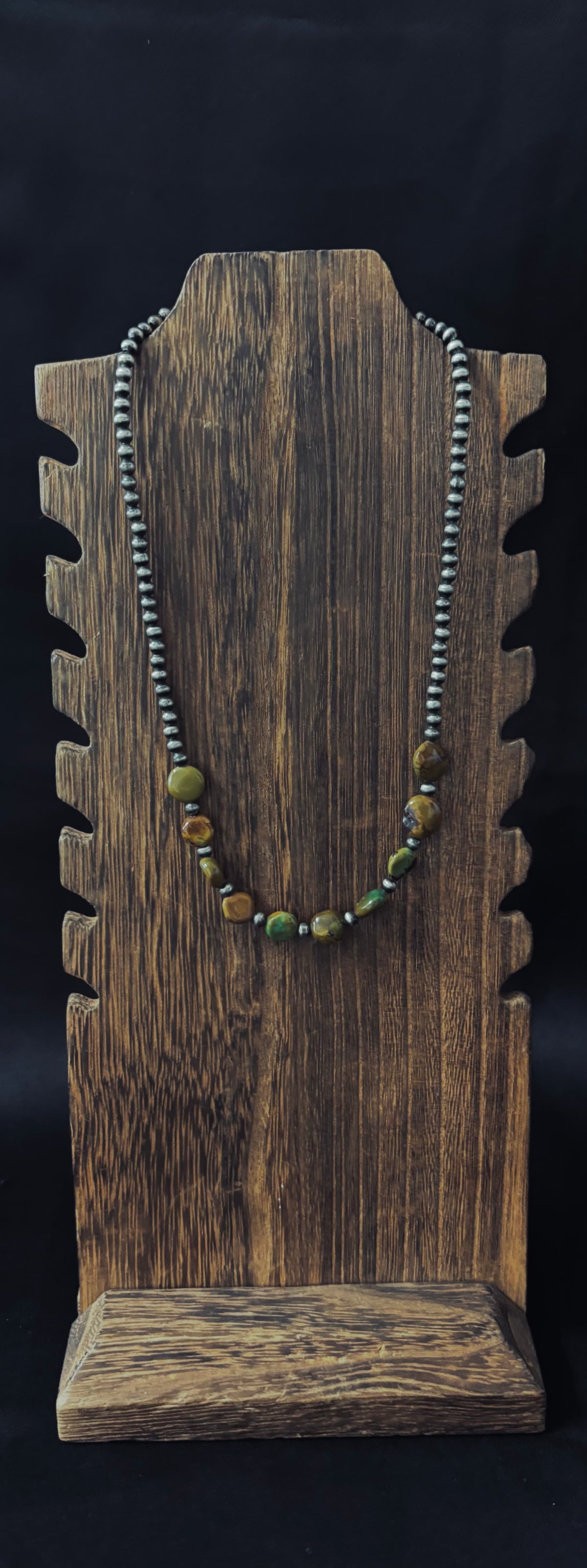 Green Stone / Silver Plated Necklace