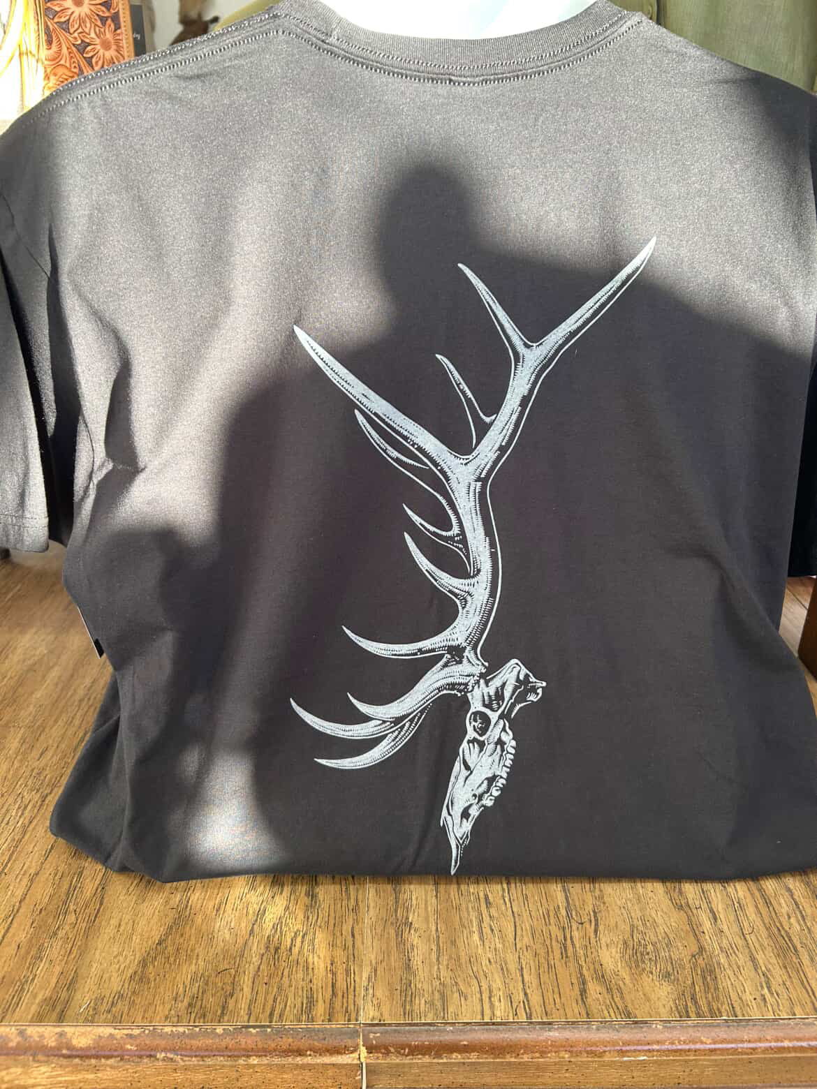 Elk skull (black)