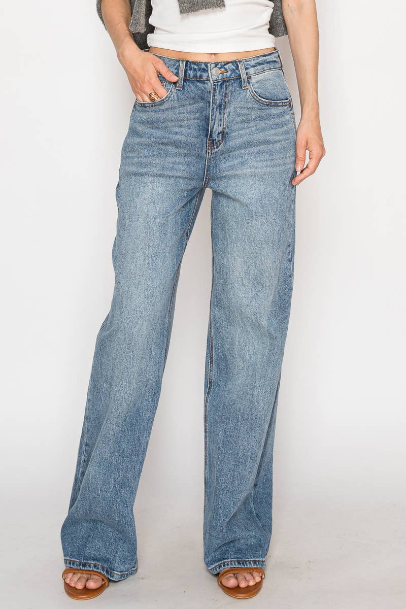 90's Straight Jeans