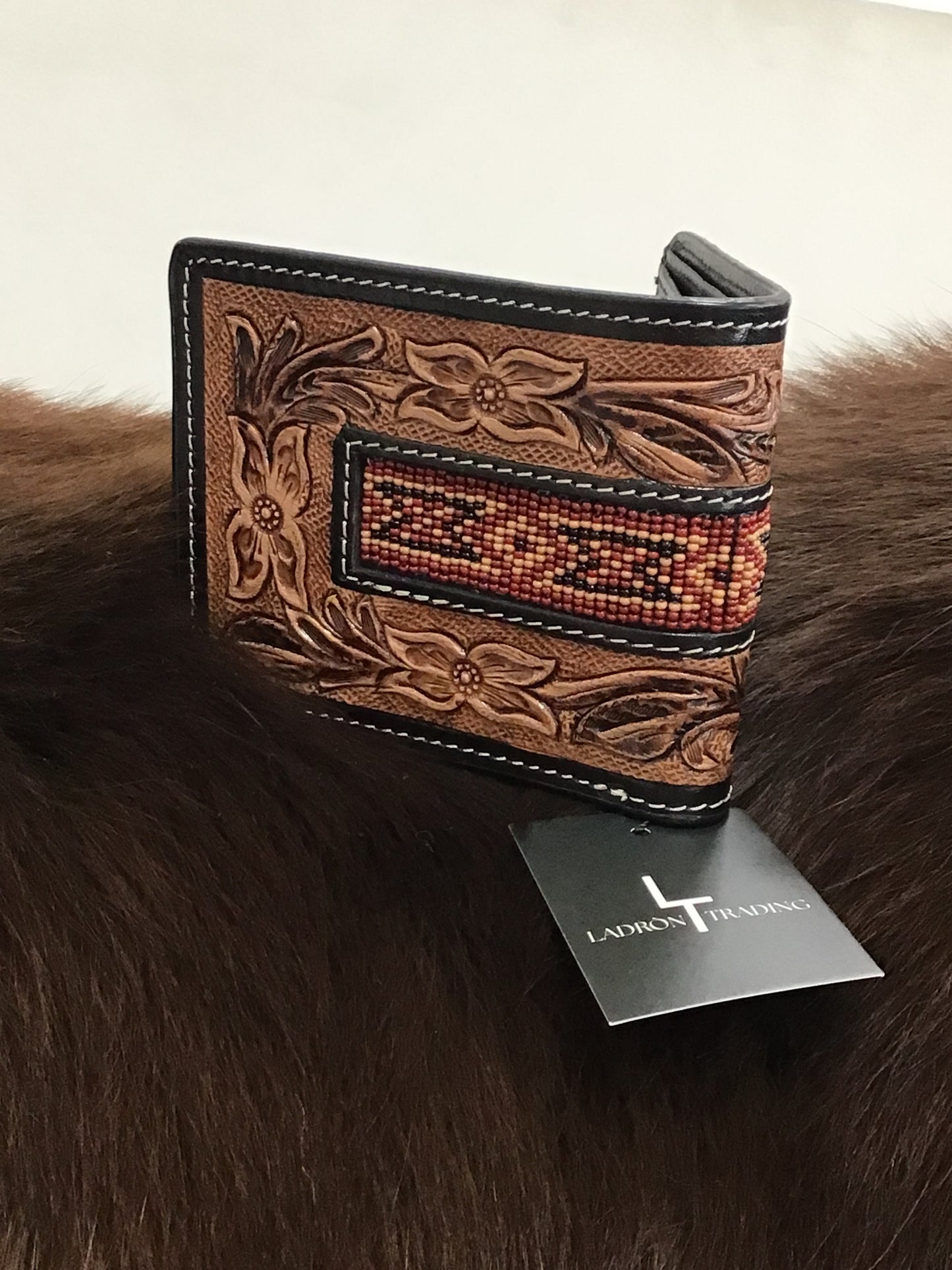 Men’s wallet tooled floral