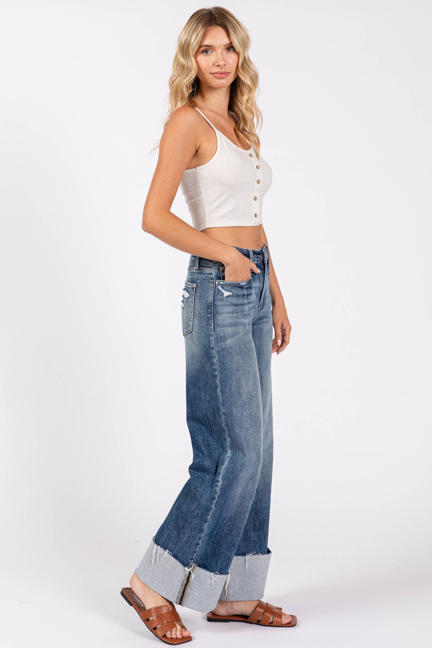 CUFFED HEM JEANS