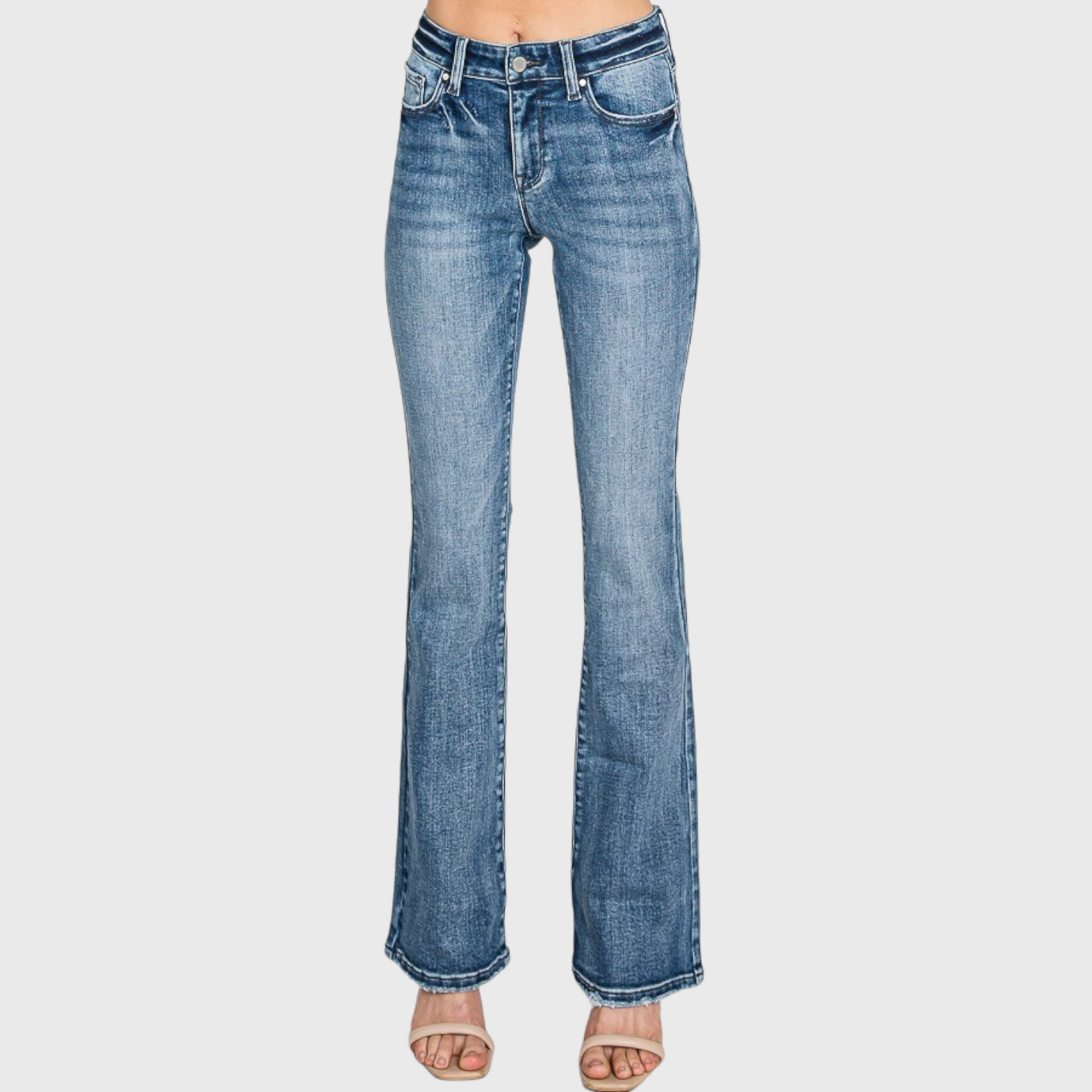 CLASSIC BOOTCUT JEANS