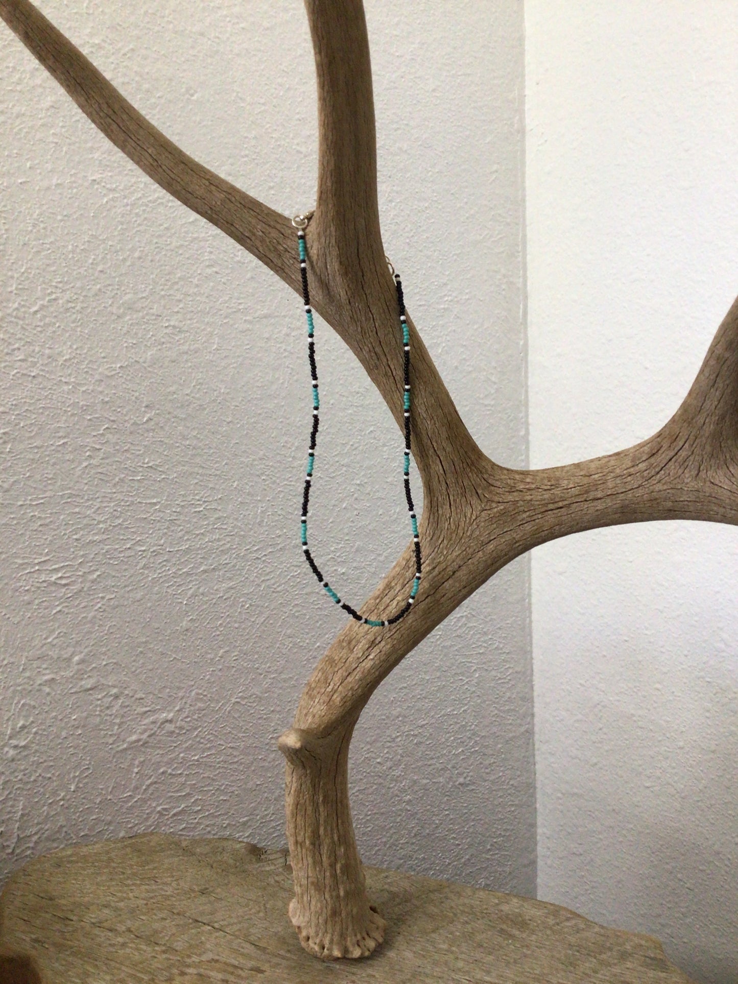 Mae's Moutain choker