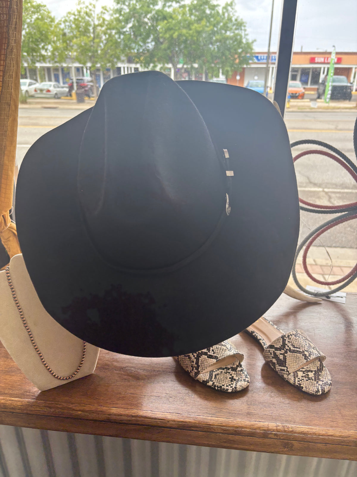 Black Felt Cowboy Hat