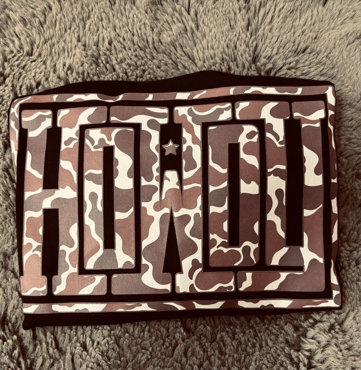 Howdy Duck Camo Tee