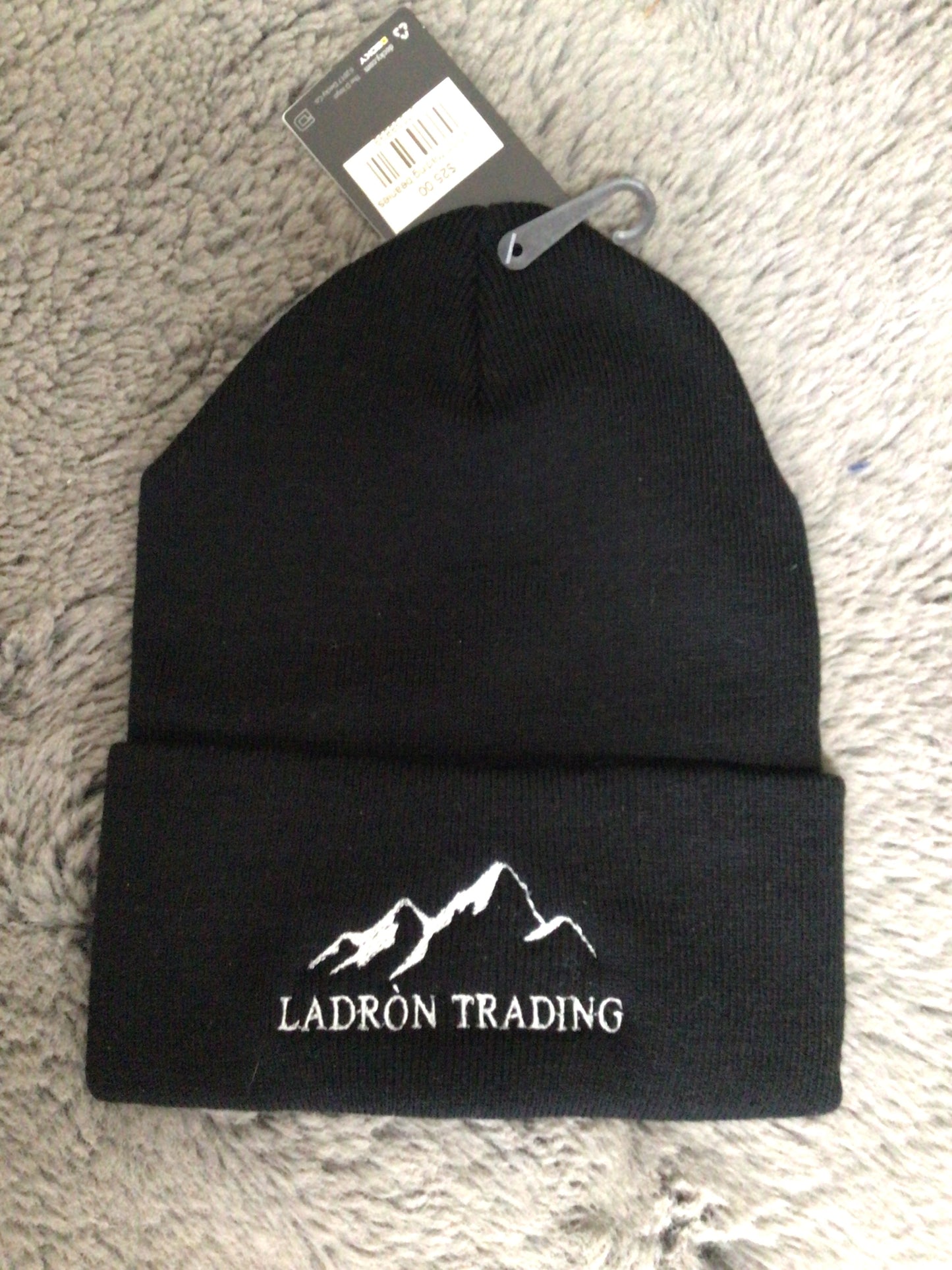 Ladròn trading beanies