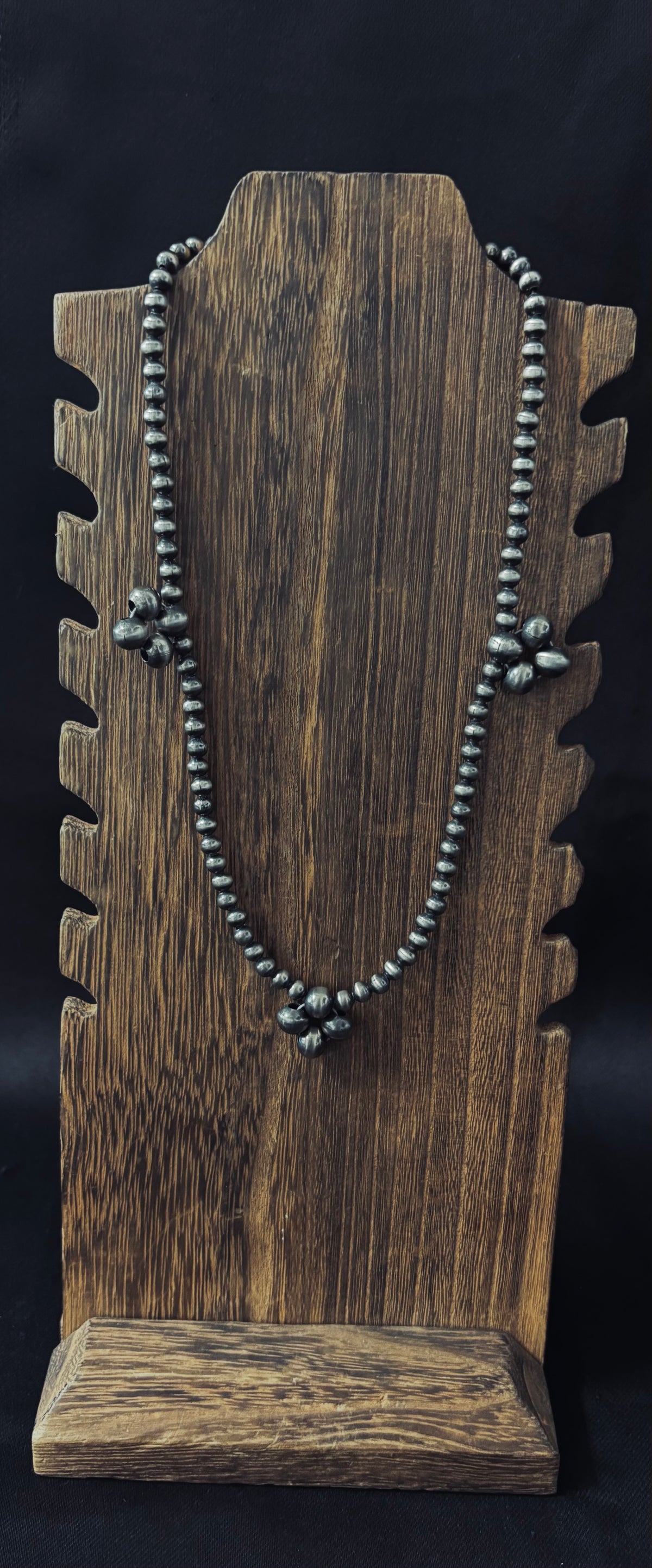 Silver Plated Mini Flower Pedal Necklace