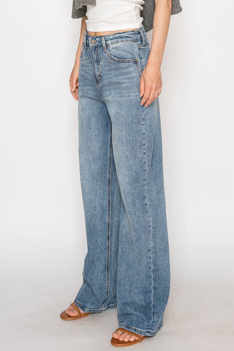 90's Straight Jeans
