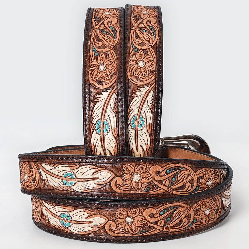Belt with feathers