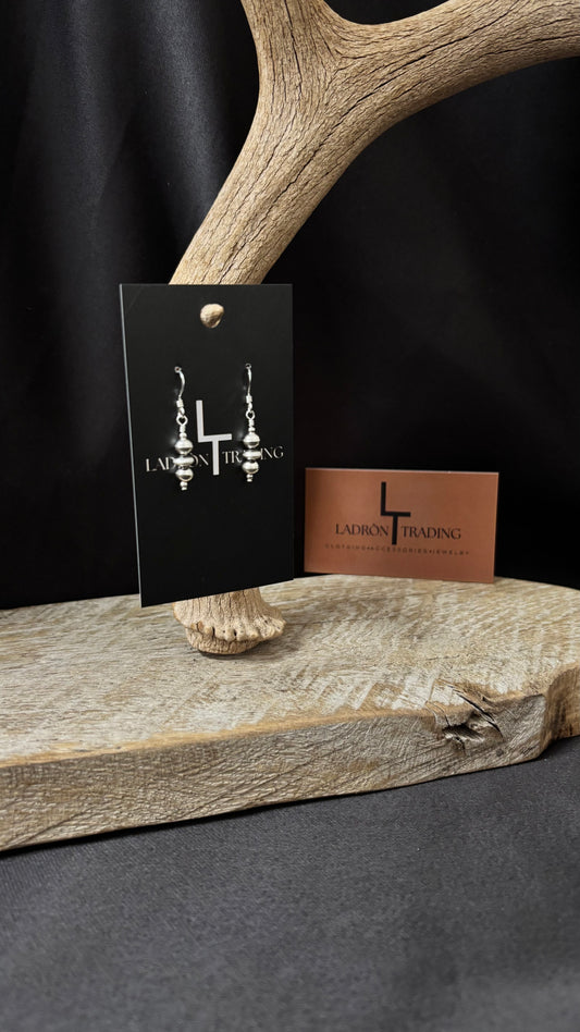 Ladròn Sterling Silver Line Drop