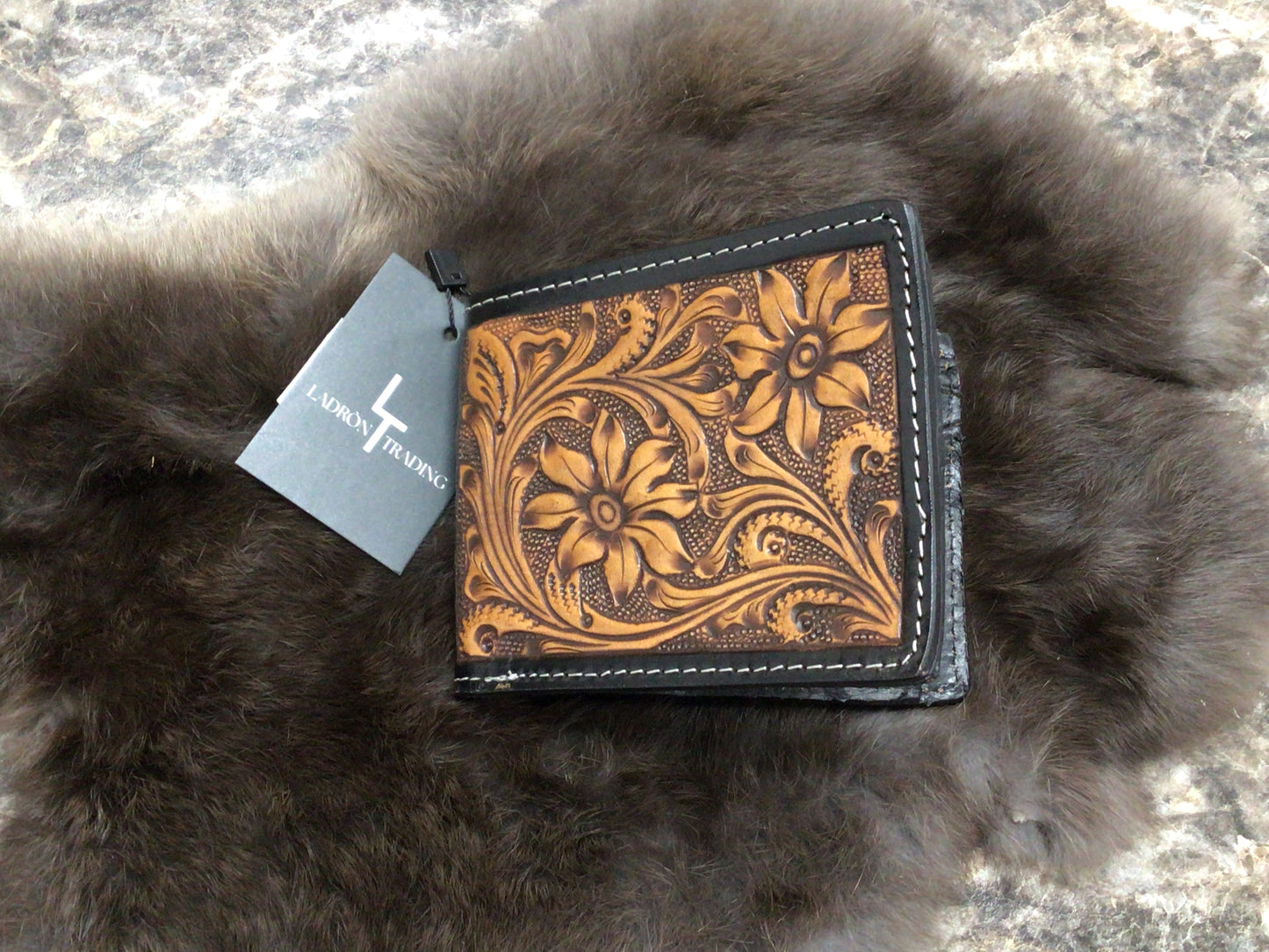 Men’s wallet tooled floral