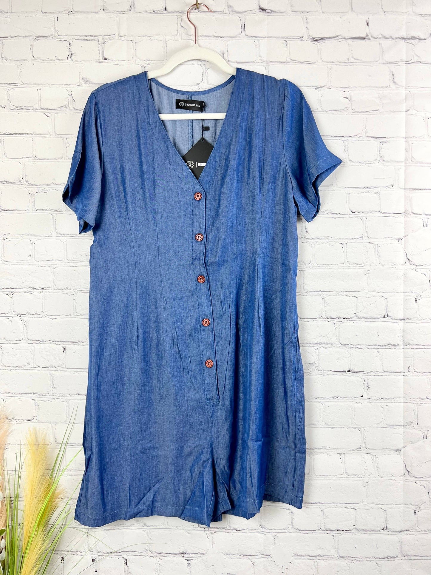 V-NECK ROMPER