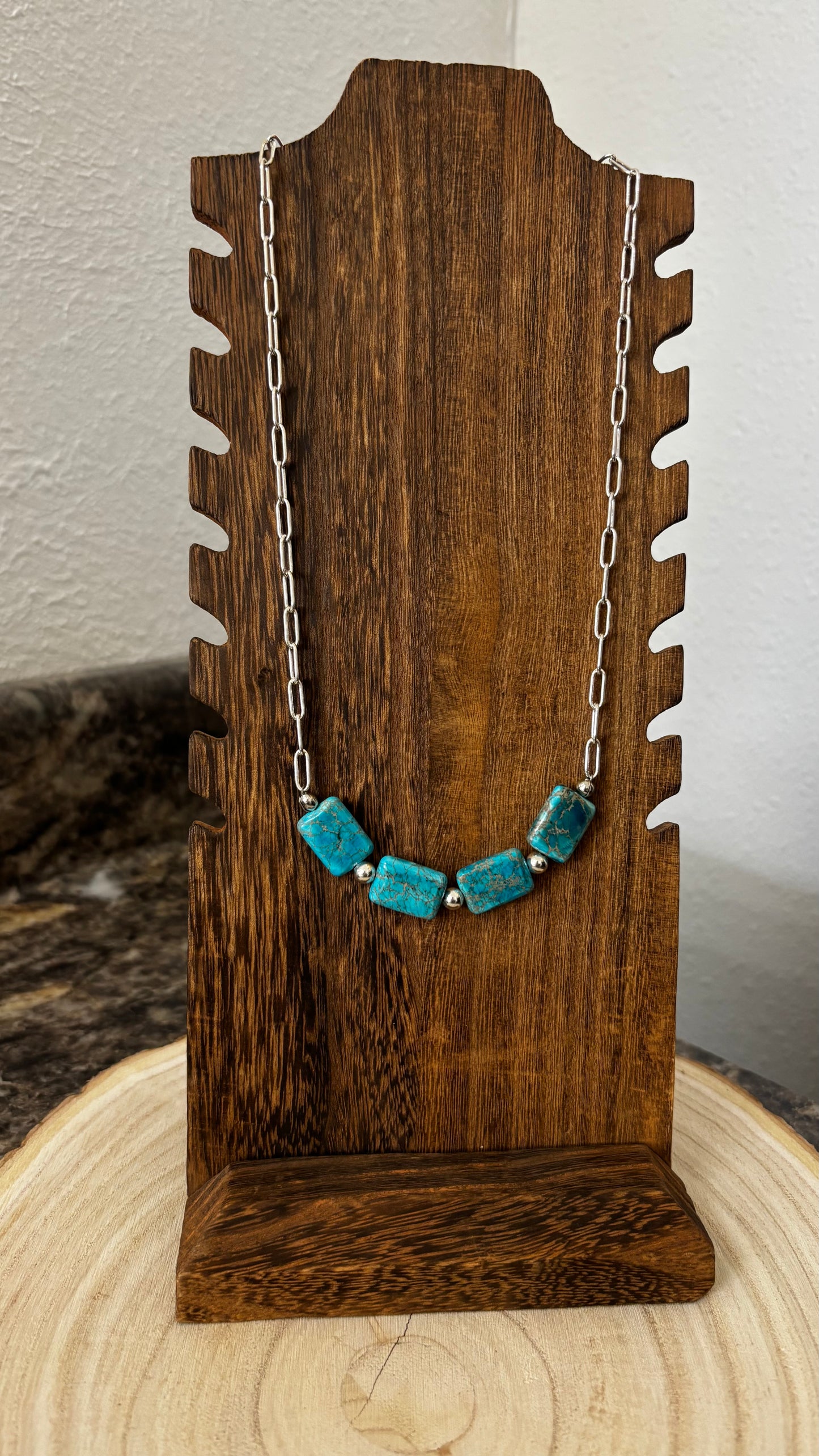 4 Dyed Jasper Stones Necklace