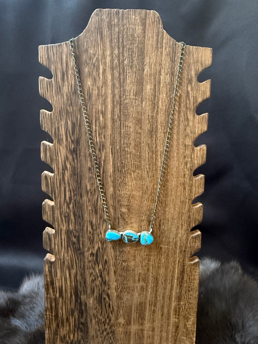 3 stone turquoise necklace