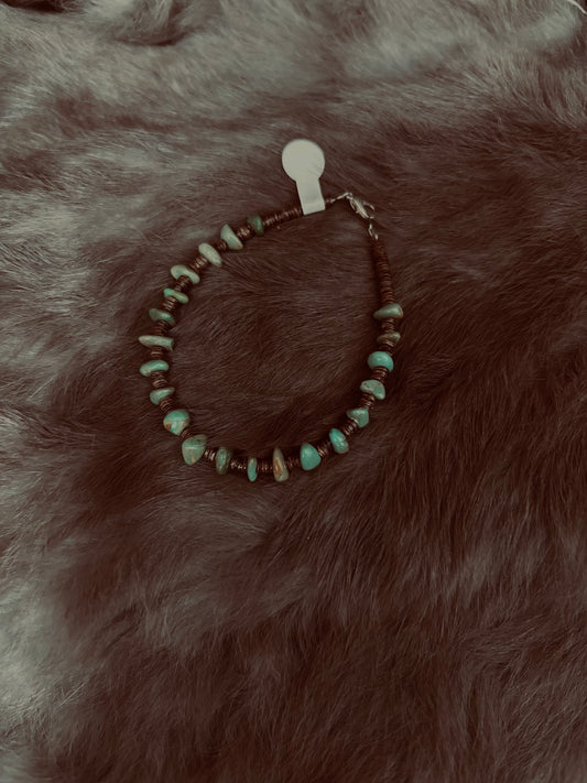 Beaded turquoise bracelet