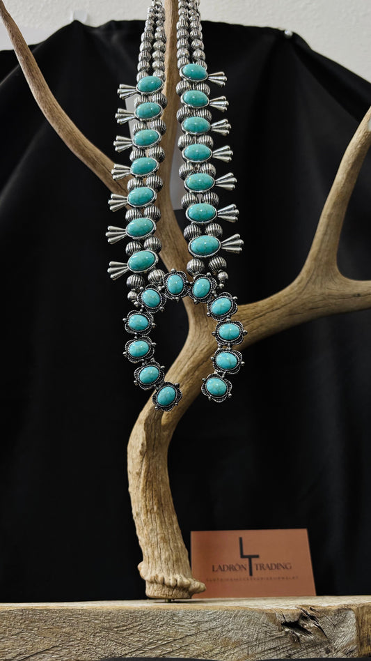 Turquoise stone squash necklace