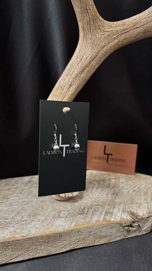 Ladròn Petite Line Drop