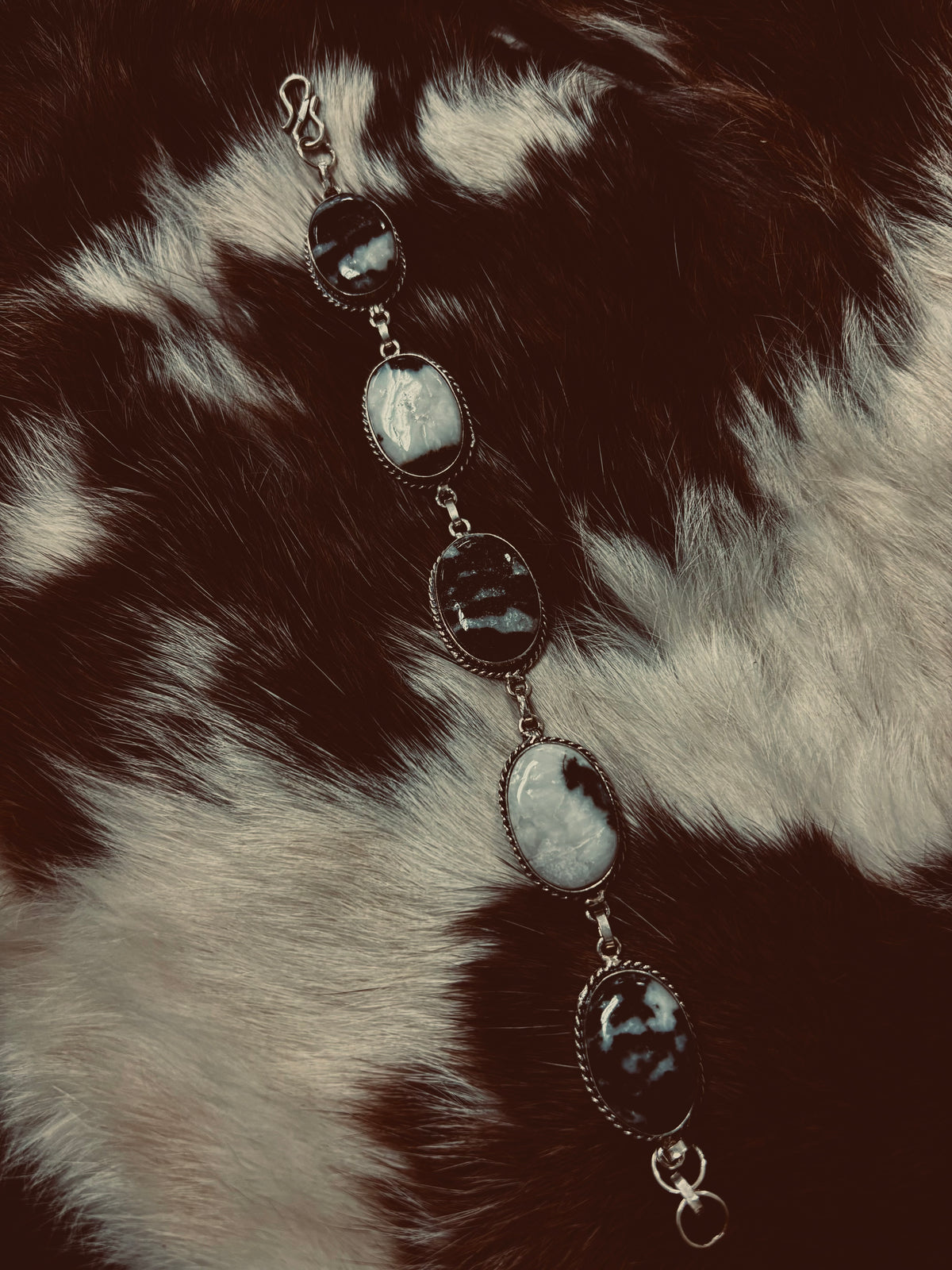 White/Black Stone Bracelet