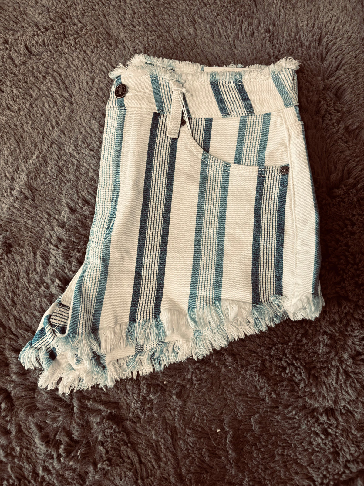 Blue striped short