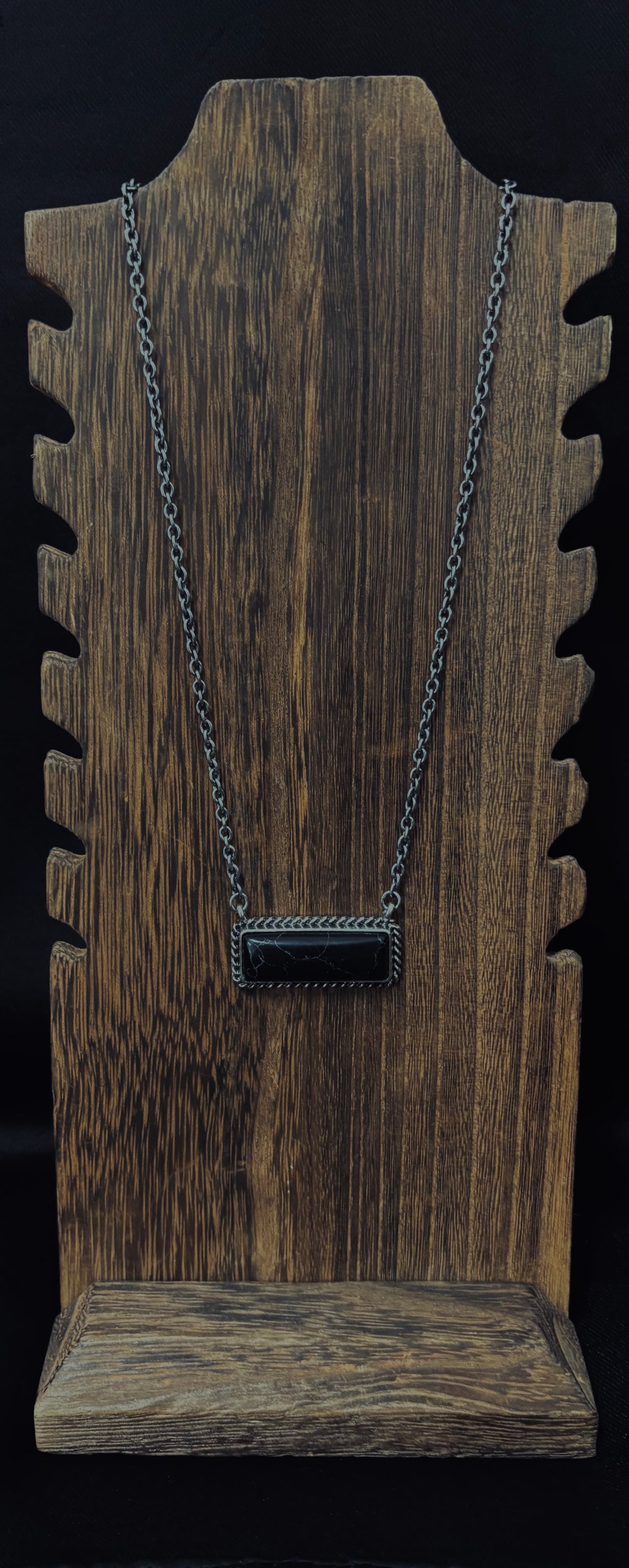 StoneBar Necklace