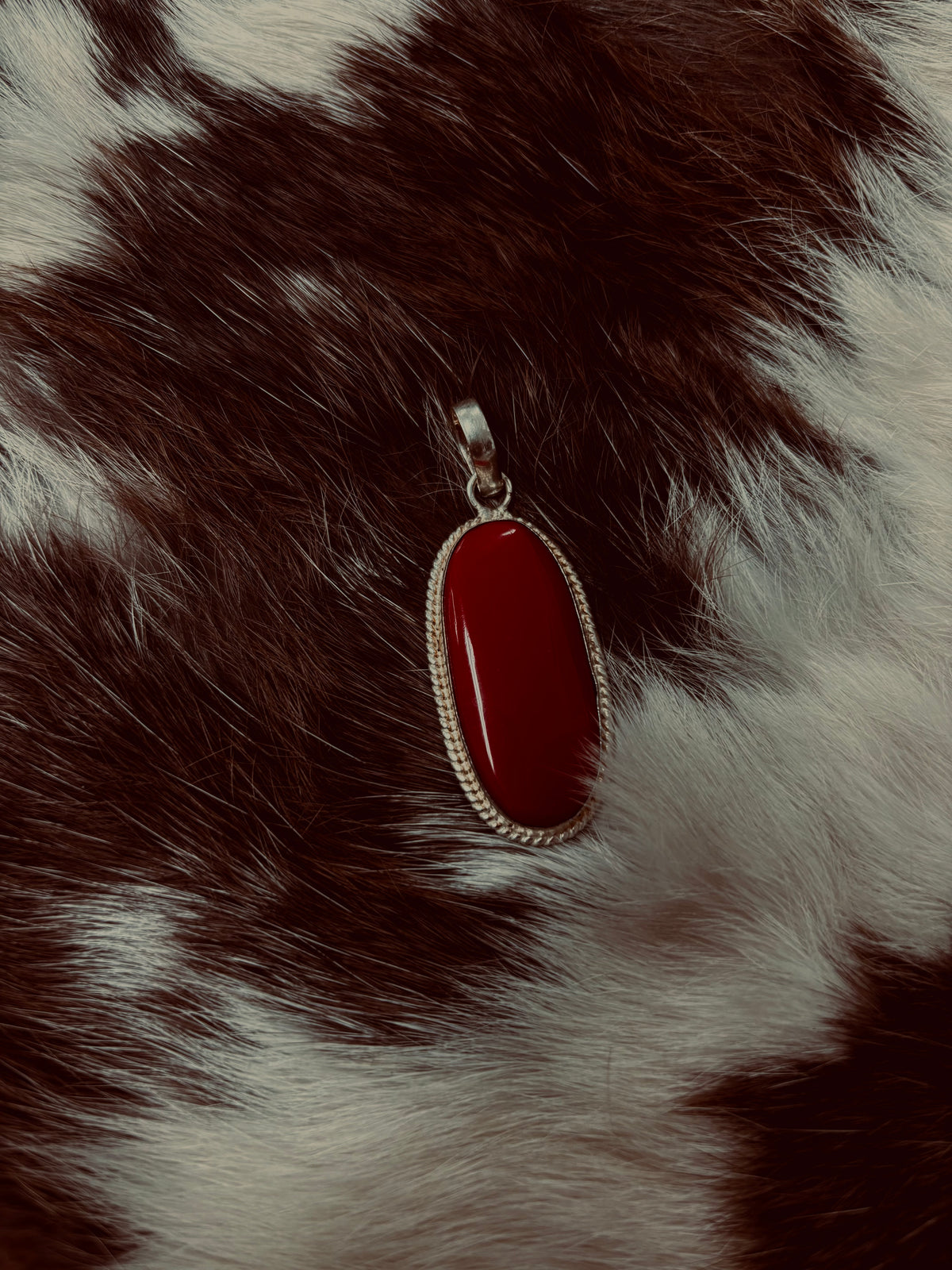 Red Short Oval Pendant