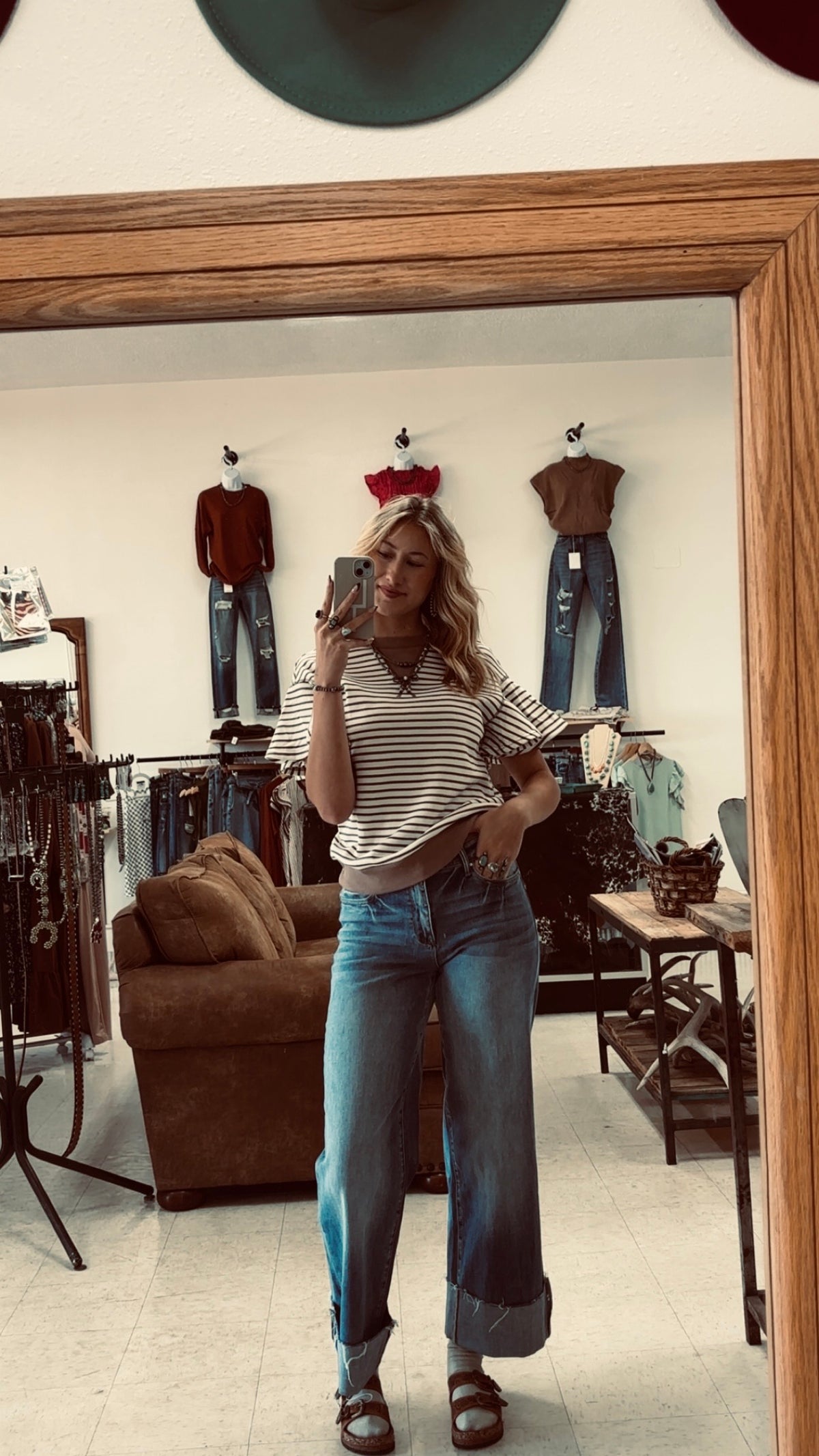 CUFFED HEM JEANS
