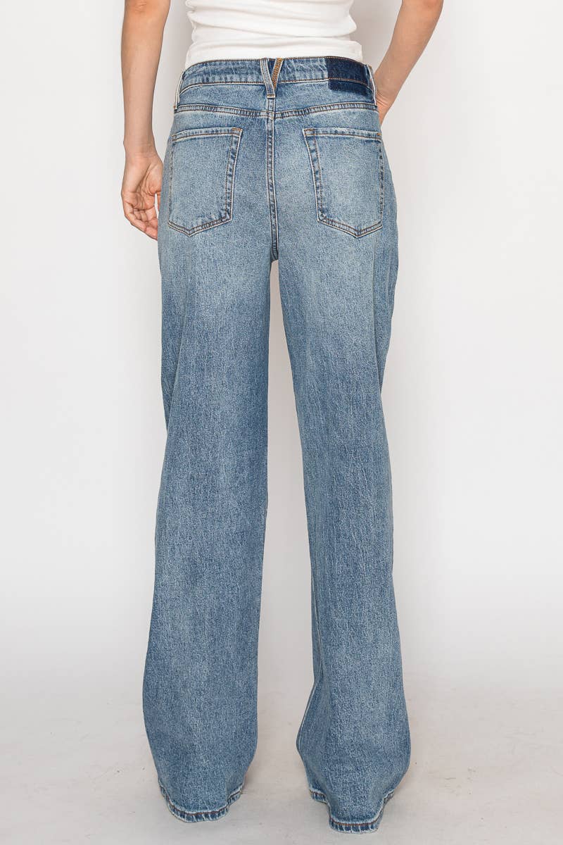 90's Straight Jeans